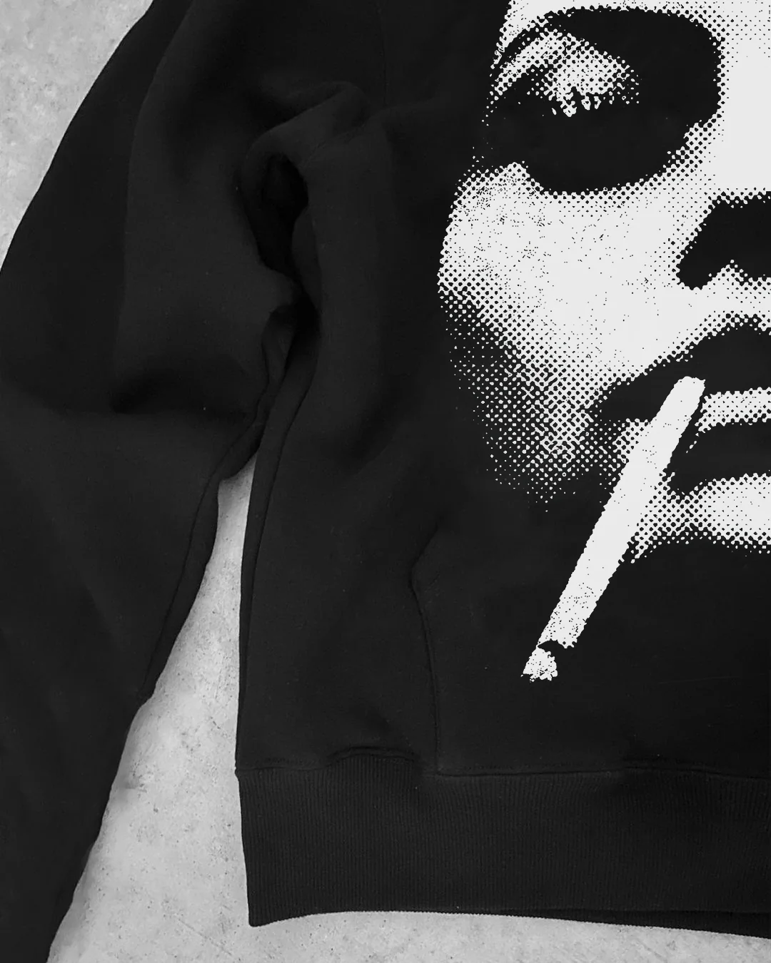 'LOST STAR' 500G HEAVYWEIGHT HOODIE - Image 5