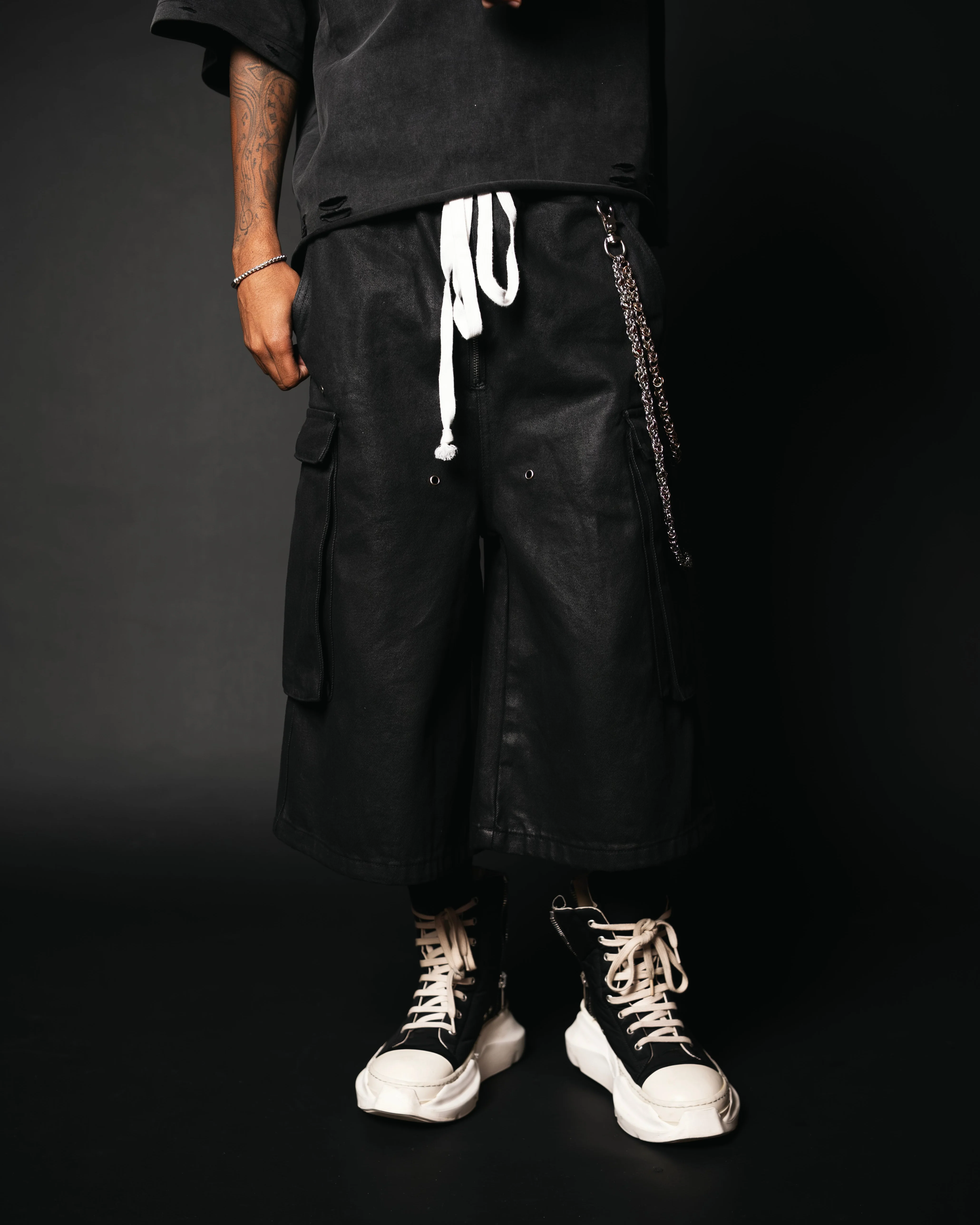 WAXED DENIM LONG CARGO SHORTS - Image 5